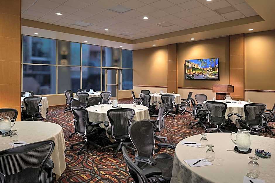 Tempe Mission Palms, a Destination by Hyatt Hotel