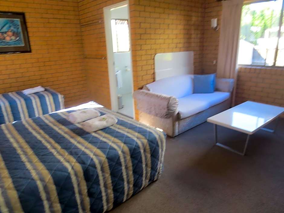 Aspley Pioneer Motel