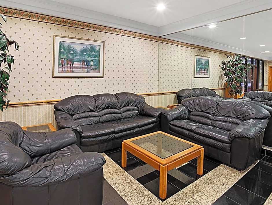 Motel 6-Libertyville, IL