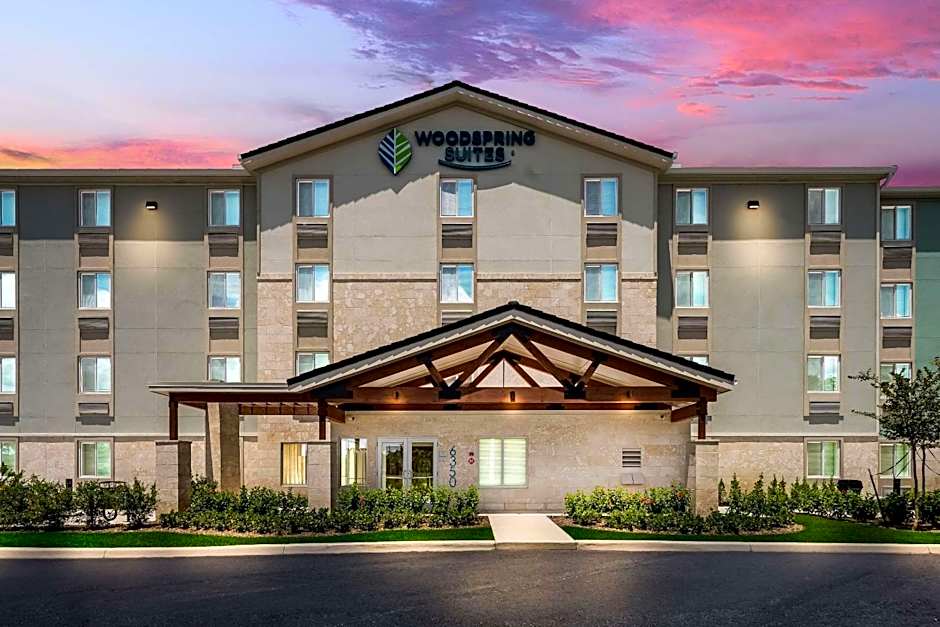 WoodSpring Suites West Palm Beach