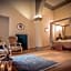 Breathtaking 4BD Apt 5min Walk to Duomo