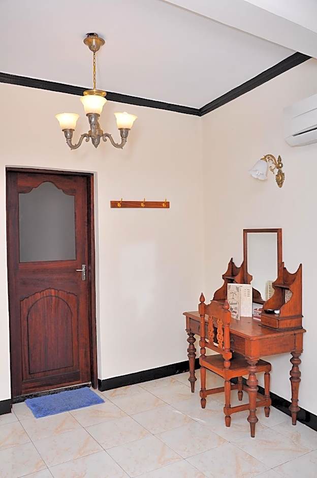 Forodhani Park Hotel