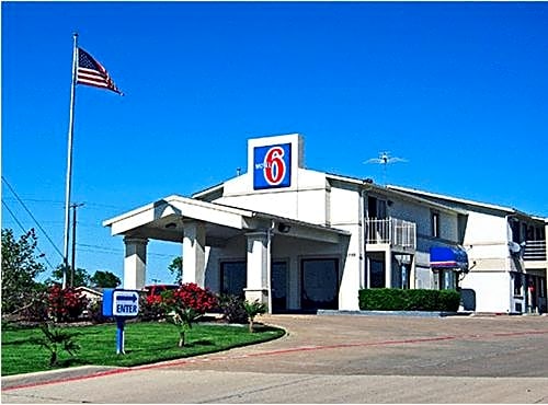 Motel 6-Lancaster, TX - DeSoto - Lancaster