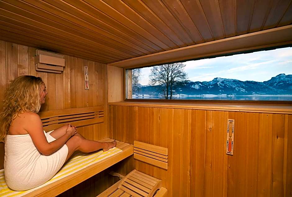 Seehotel und Appartements Schnoller