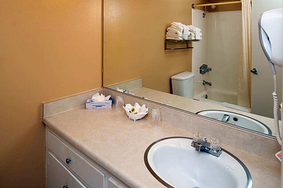 Dana Point Marina Inn