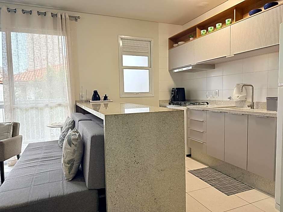 Residencial com piscina a apenas 150 metros da Praia dos Ingleses Lado Norte
