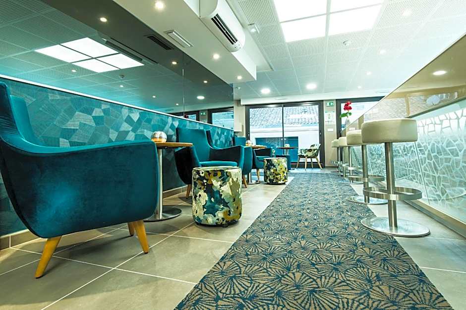 Unique Hôtel Résidence & Spa