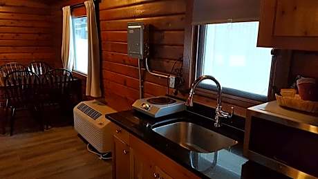 Superior Queen Room with Kitchenette