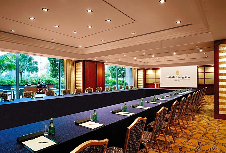 Makati Shangri-La, Manila