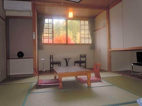Shiroi Onsen No Yado Shirogane