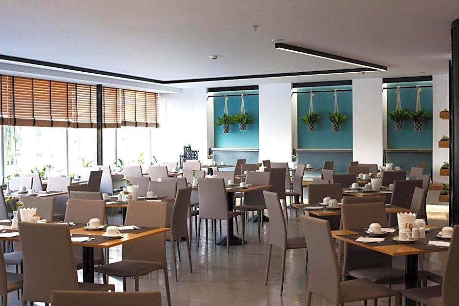 Capsis Astoria Hotel