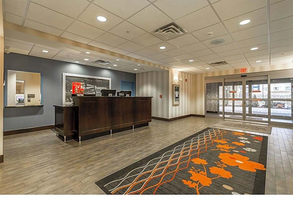 Hampton Inn By Hilton & Suites Lethbridge Ab Cn