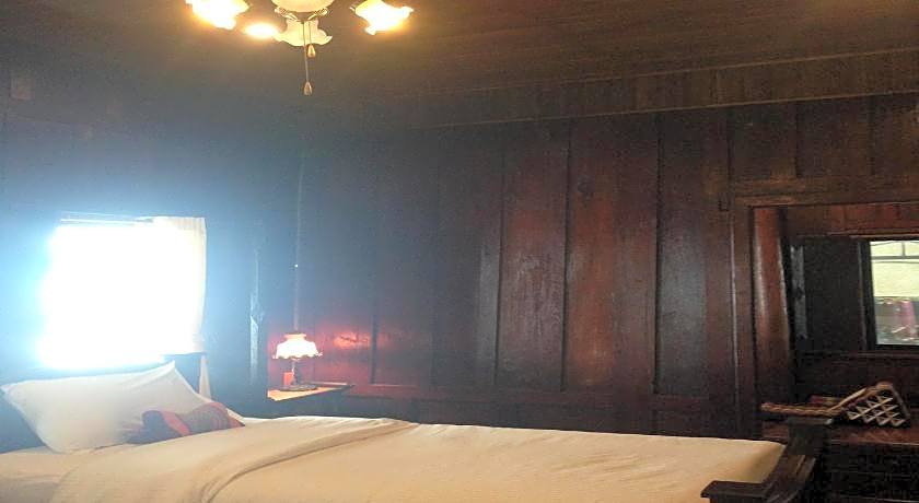 Ban U Thong Accommodations