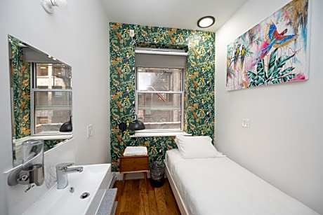 Single Room with Shared Bathroom