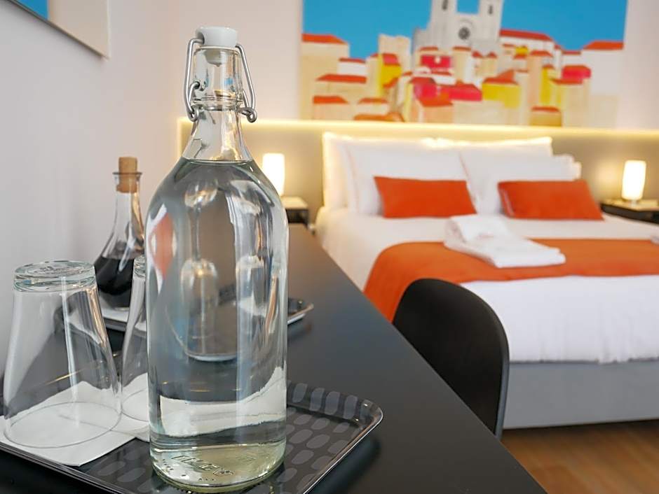 Serra do Pilar Porto Suites