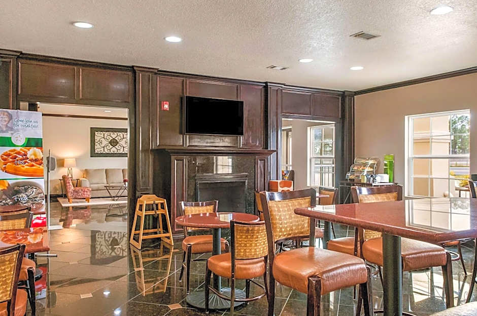 Quality Inn & Suites Slidell