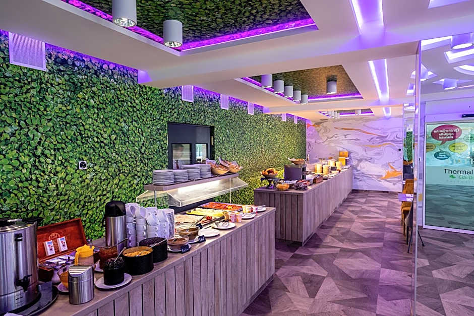 Thermal Hotel Garden