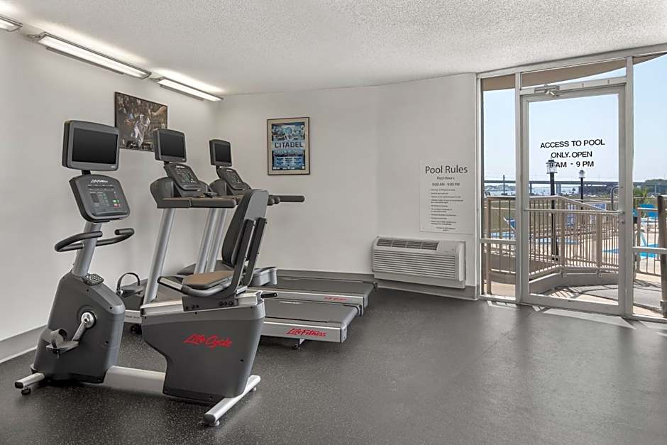 Holiday Inn Charleston-Riverview By IHG