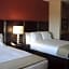 Holiday Inn Express & Suites - New Philadelphia Southwest By IHG
