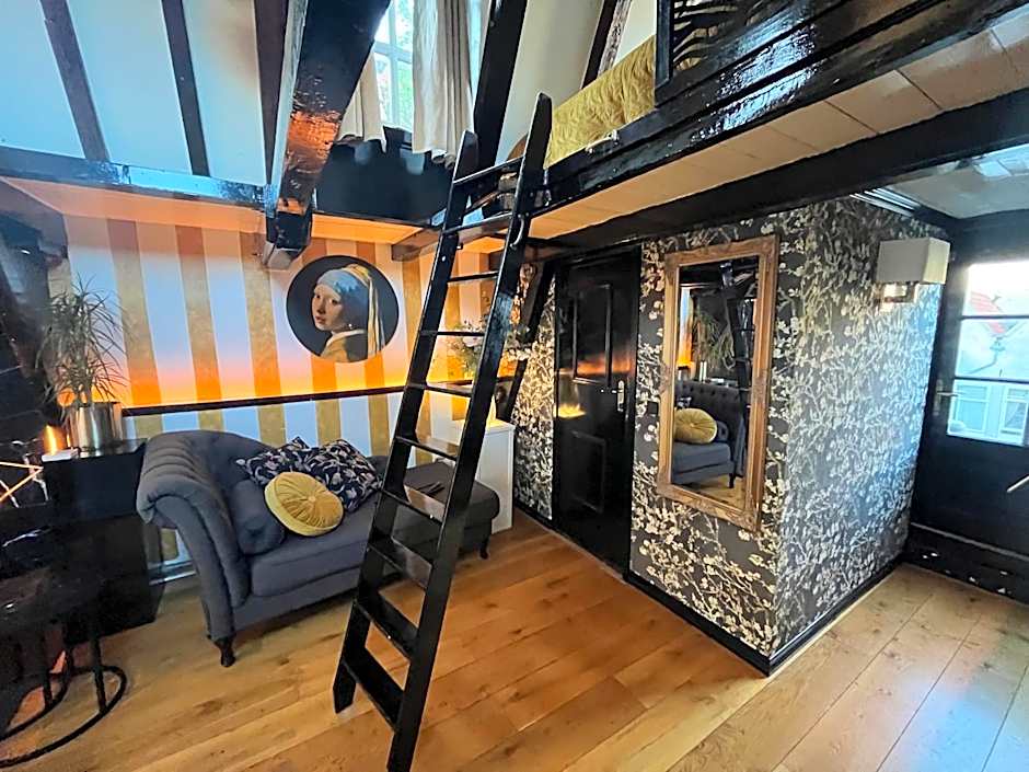 The Enlightened House Luxury Suites