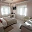 Klemi, rooms in old town Dolomia best home Check in automatico