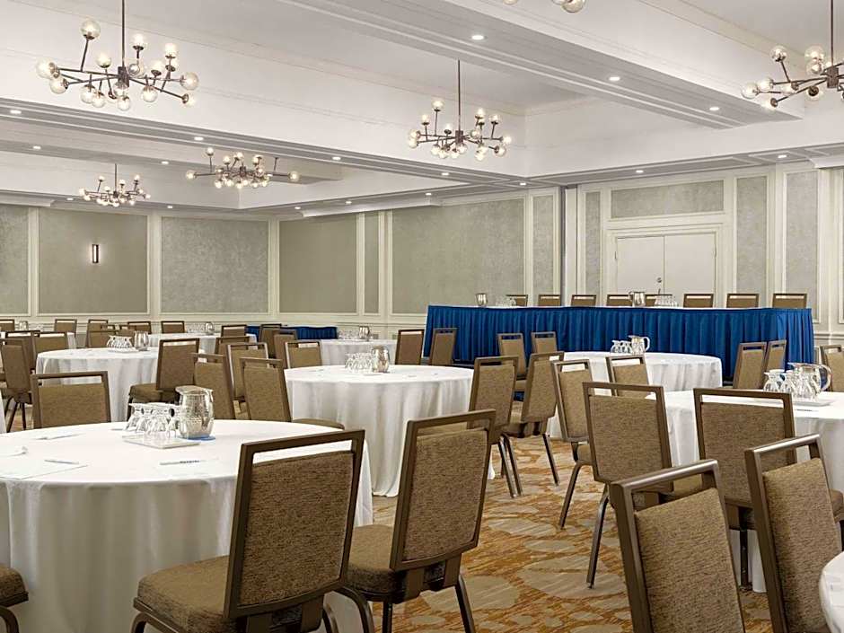 The Novotel Toronto Center Hotel