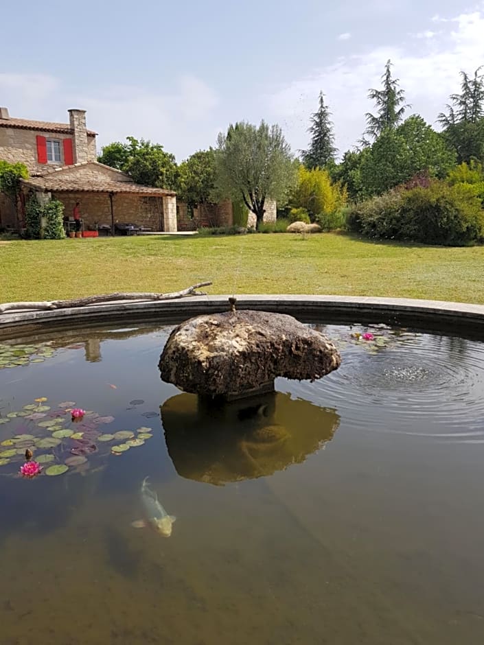 Les Néfliers chambre d'hôtes