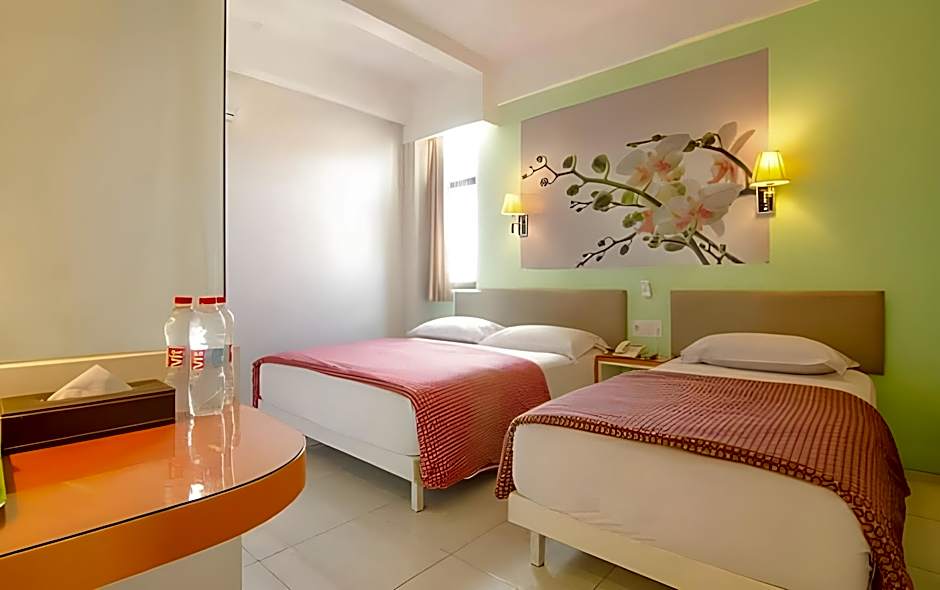 Dewarna Hotel Arifin