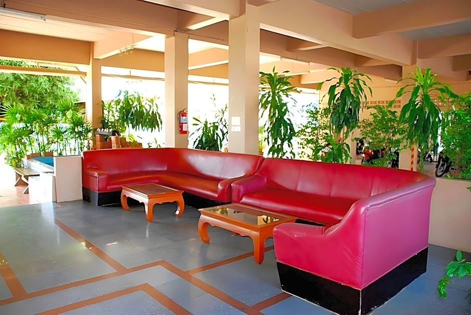 Dee Ma Hotel