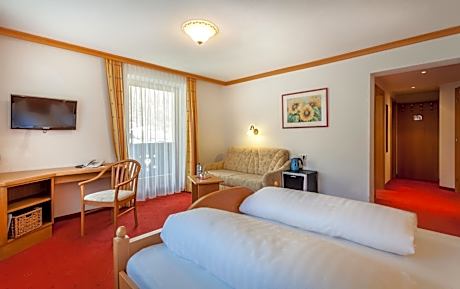 Double Room Tuxertal