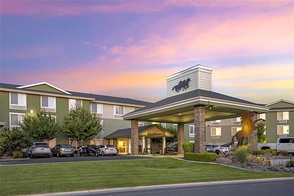 Best Western Bronco Inn