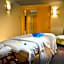 Tyax Lodge & Heliskiing