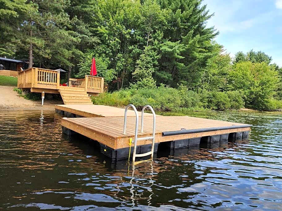 Red Cedar Chalet on Brady Lake