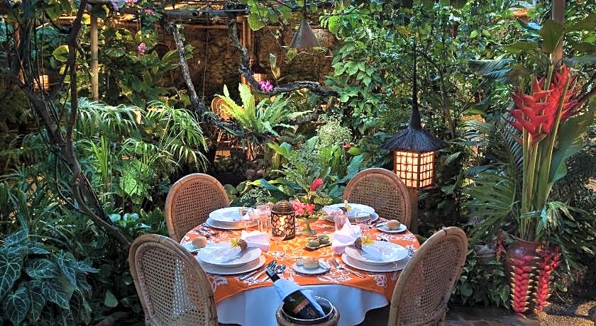 Poppies Bali Hotel