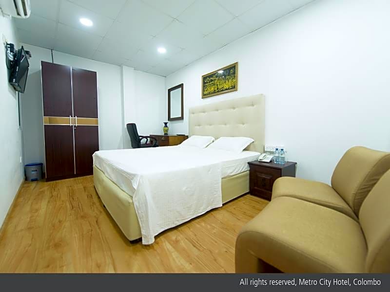 Metro City Hotel