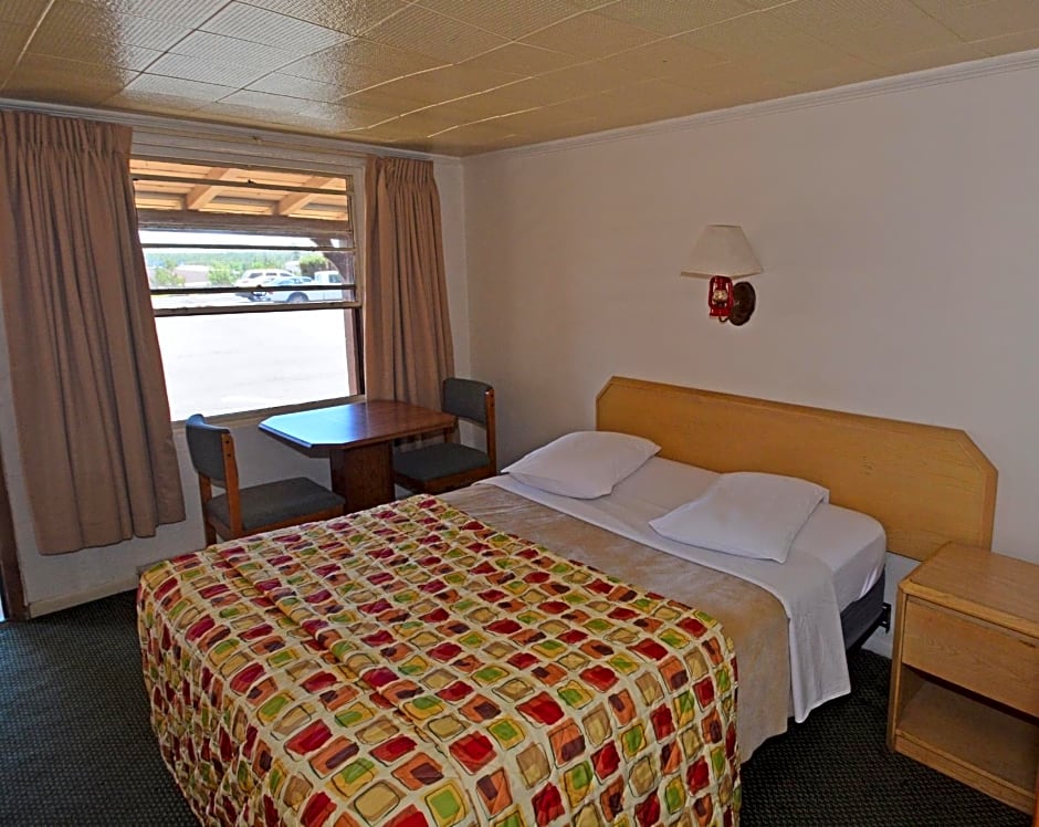 Western Hills Motel