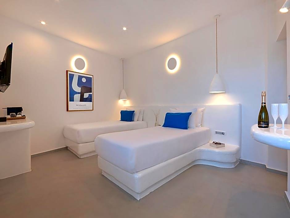 Tatakis Design Hotel, Fira
