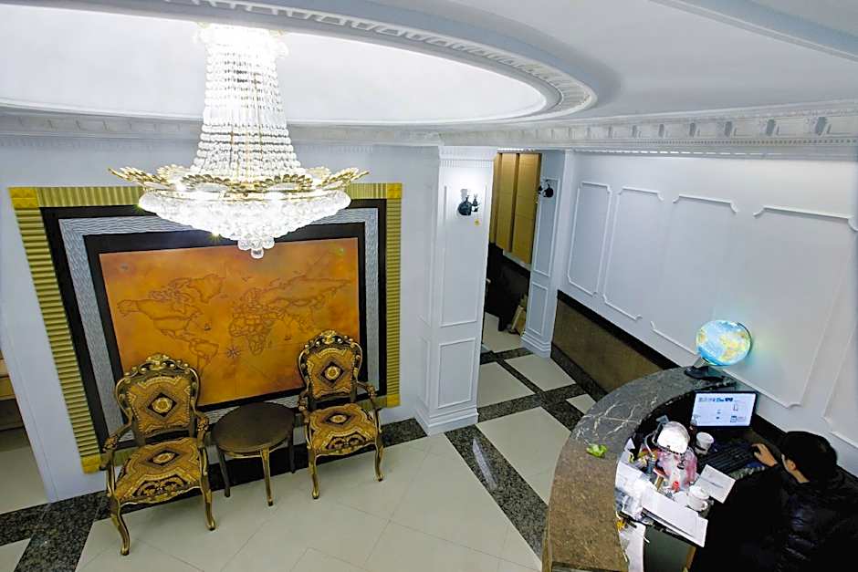 Dongmen Hotel