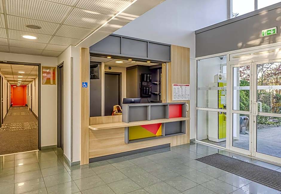 B&B HOTEL Bordeaux Lac sur Bruges