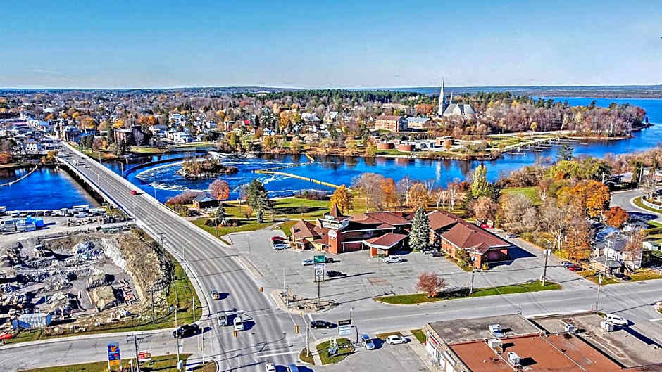 Ramada by Wyndham Arnprior