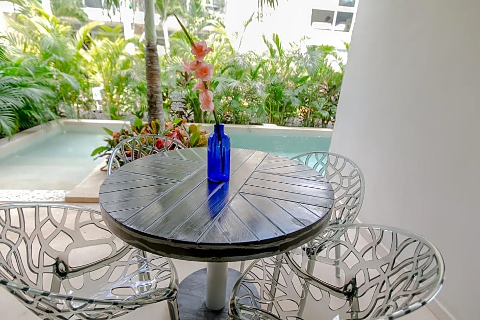 Alma De Flores Private Pools Suites