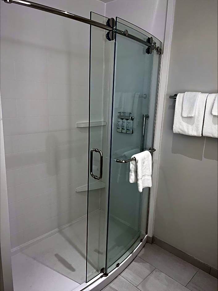 Holiday Inn Express and Suites Dahlonega - University Area By IHG