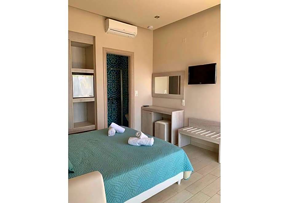 Saradari Beach Hotel - Adults Only