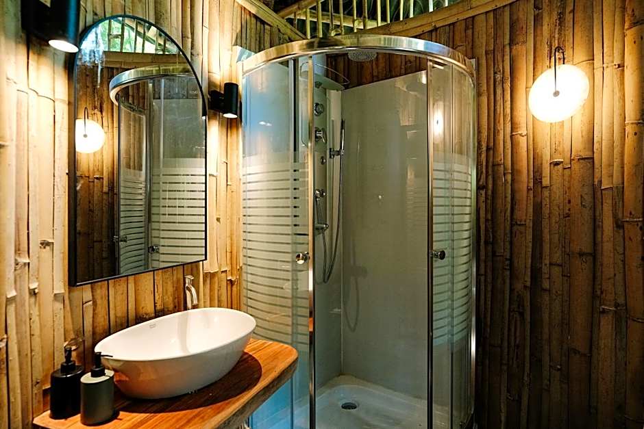 Treehouse de Valentine