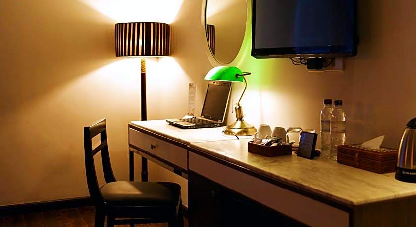 Hotel Emerald Waters Classy