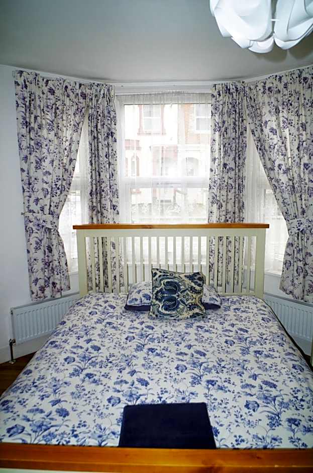 Abbey Lodge Guest House