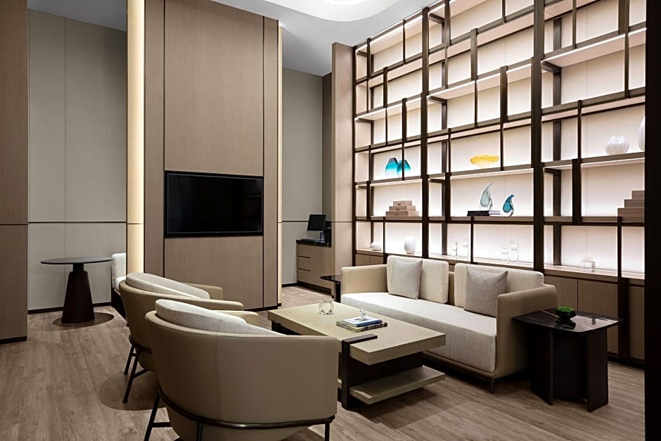 Zhangjiagang Marriott Hotel