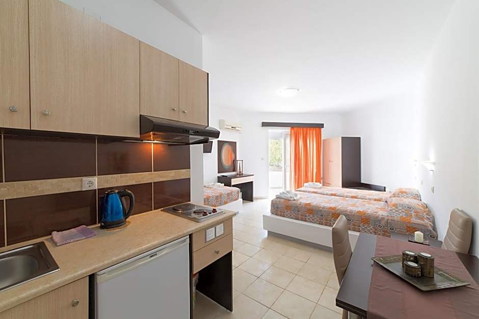 Anelia Boutique Studios & Apartments