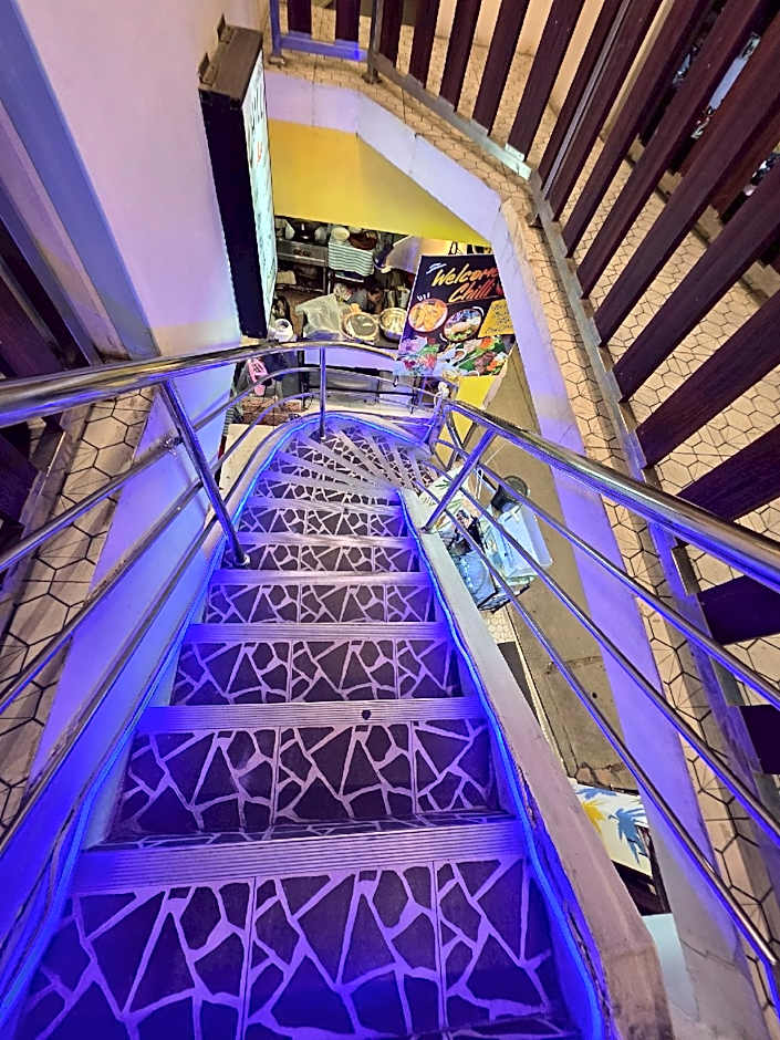 Chilli Hotel & Restaurant