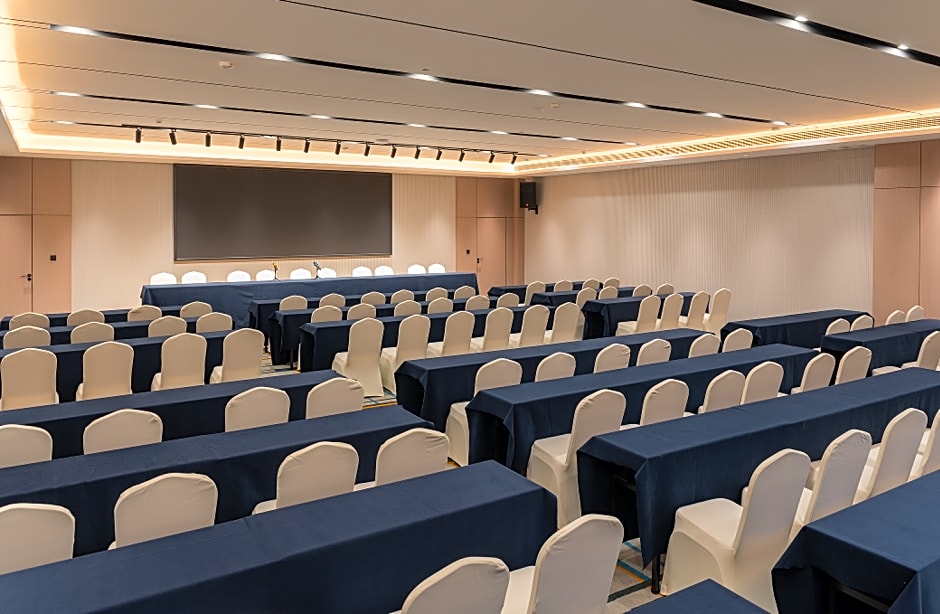 Echarm Hotel Luoyang Yiyang